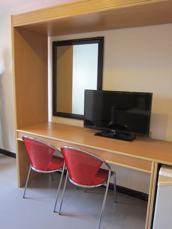 Nichols Airport Hotel Paranaque City Extérieur photo